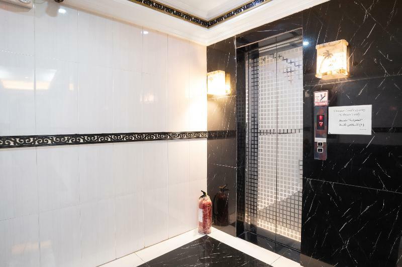 Oyo 138 White Palace Hotel Манила Екстериор снимка